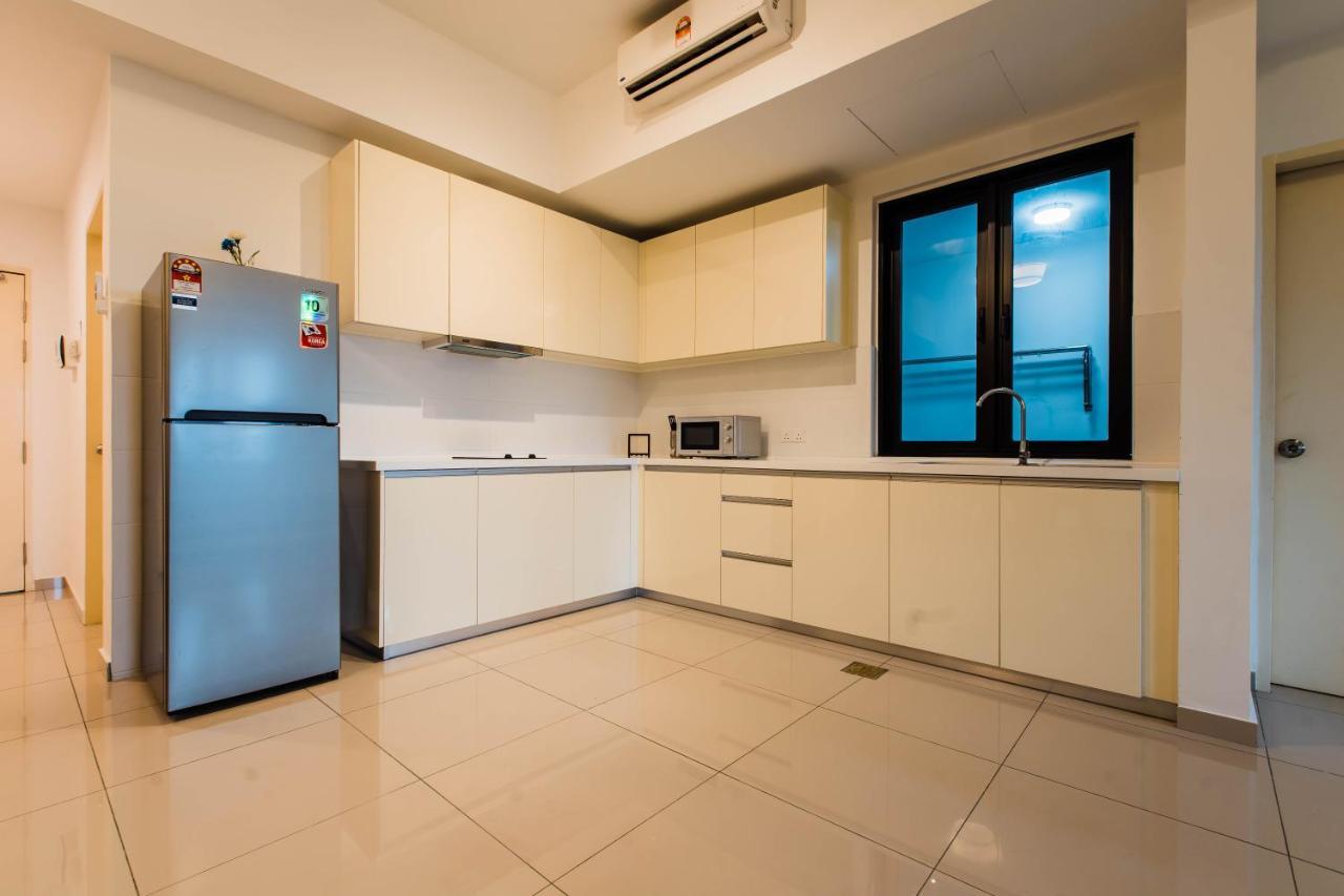 Cozy Homestay With Wifi @Encorp Strand Mall @Alpha Ivf Petaling Jaya Exterior photo